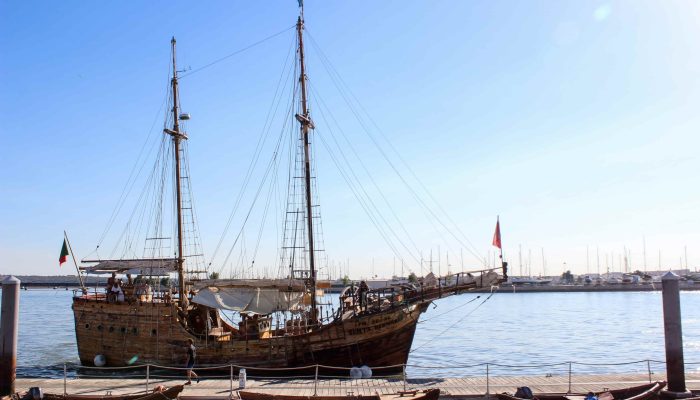 Navio Pirata2 scaled pqcm07gdelpwniefv5uzelmfr7wnt6ukfoc2yx6e8w 1