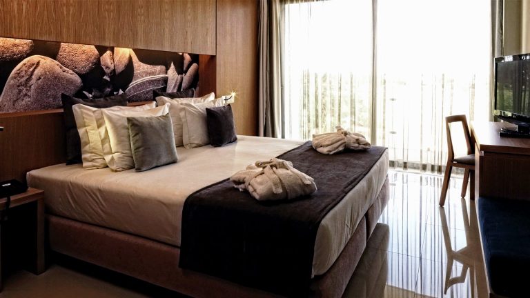 agua hotels riverside 768x432