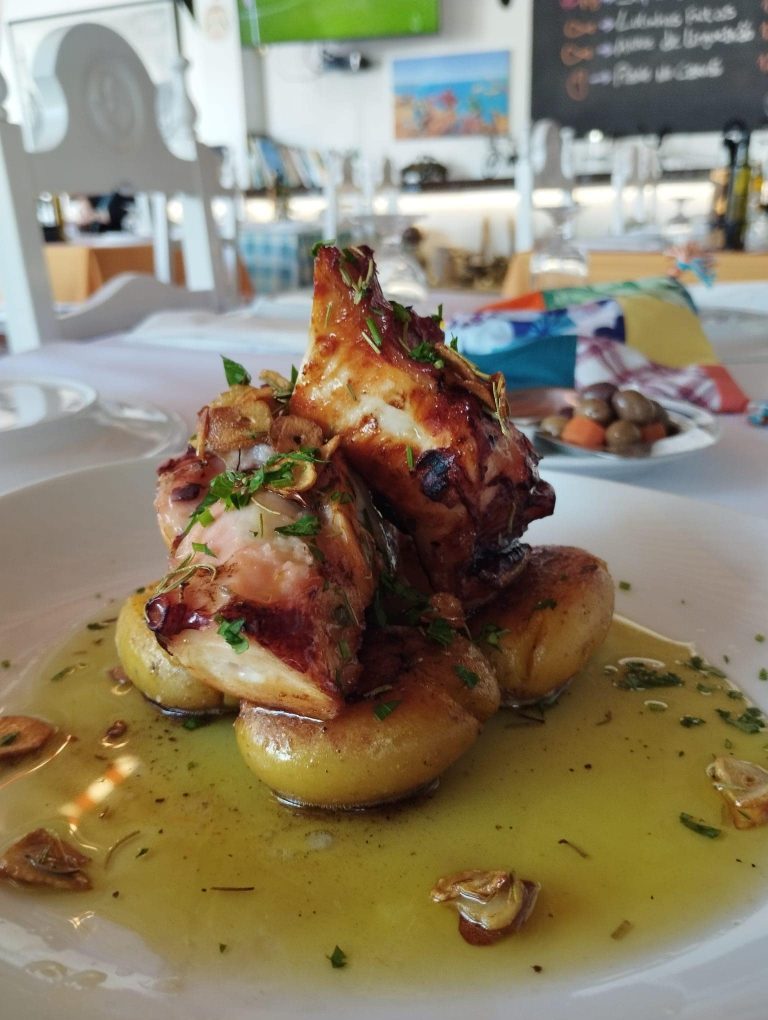 polvo a lagareiro forte e feio 768x1020