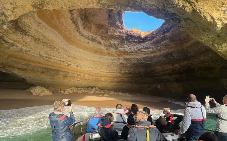 manguitus gruta de benagil